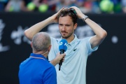 Australian Open — 2025: Новак Джокович и Даниил Медведев в первых кругах имели проблемы с молодыми соперниками, их время проходит