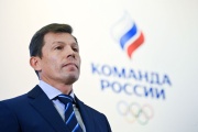 Скончался самый известный биатлонный фанат — Норберт Штарке: он объездил весь мир в шляпе со значками и очень любил Россию